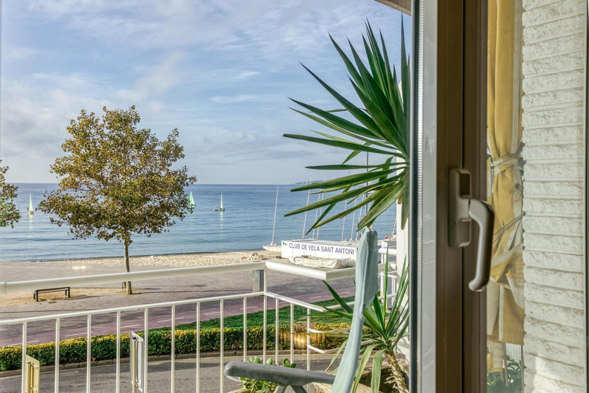 Carrer Del Mar Lägenhet Palamós Exteriör bild